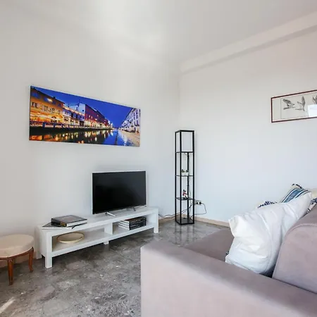 New Fashion District, 3 Bdrs - 30 Minutes From Linate With New Subway Appartement Milaan