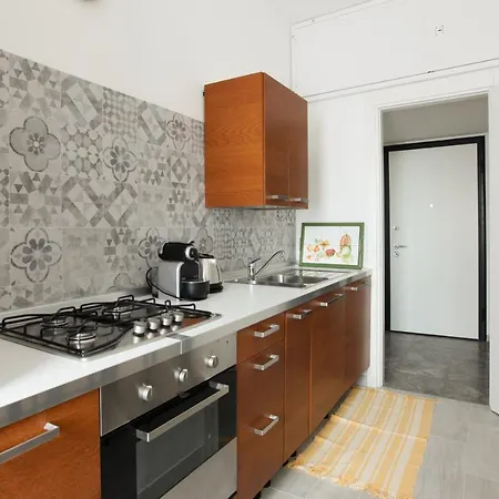New Fashion District, 3 Bdrs - 30 Minutes From Linate With New Subway Appartement