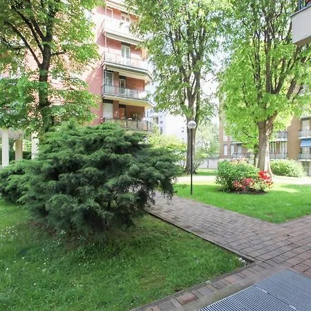 New Fashion District, 3 Bdrs - 30 Minutes From Linate With New Subway Milaan